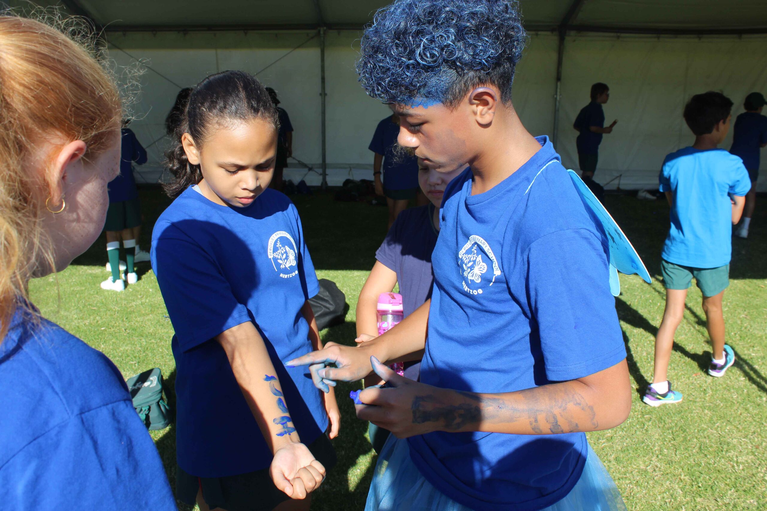 Grade 3-7 Sports Day (100)