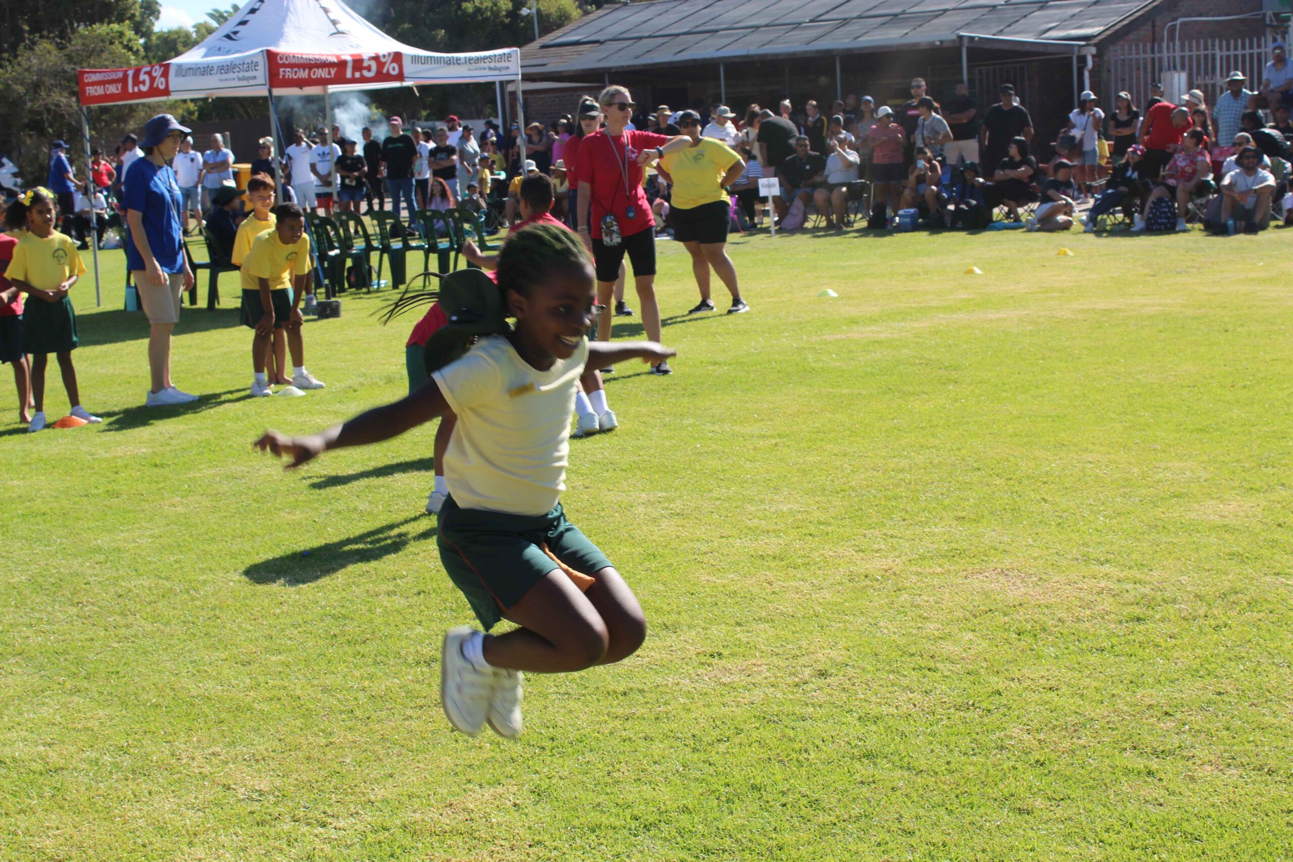Grade 3-7 Sports Day (180)