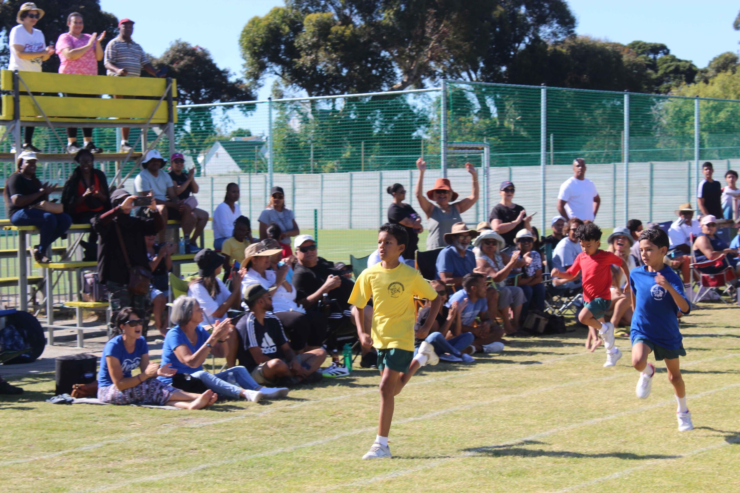 Grade 3-7 Sports Day (208)