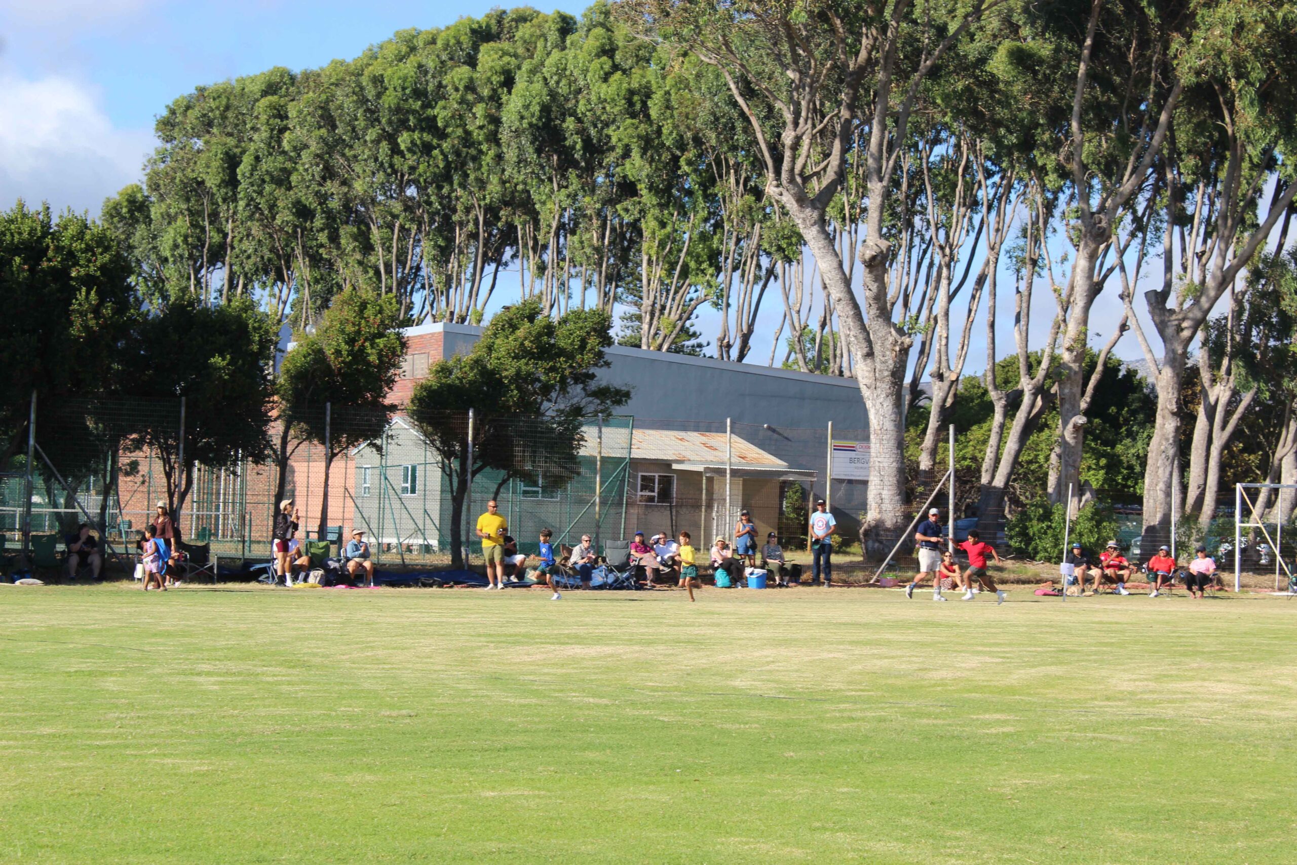 Grade 3-7 Sports Day (21)