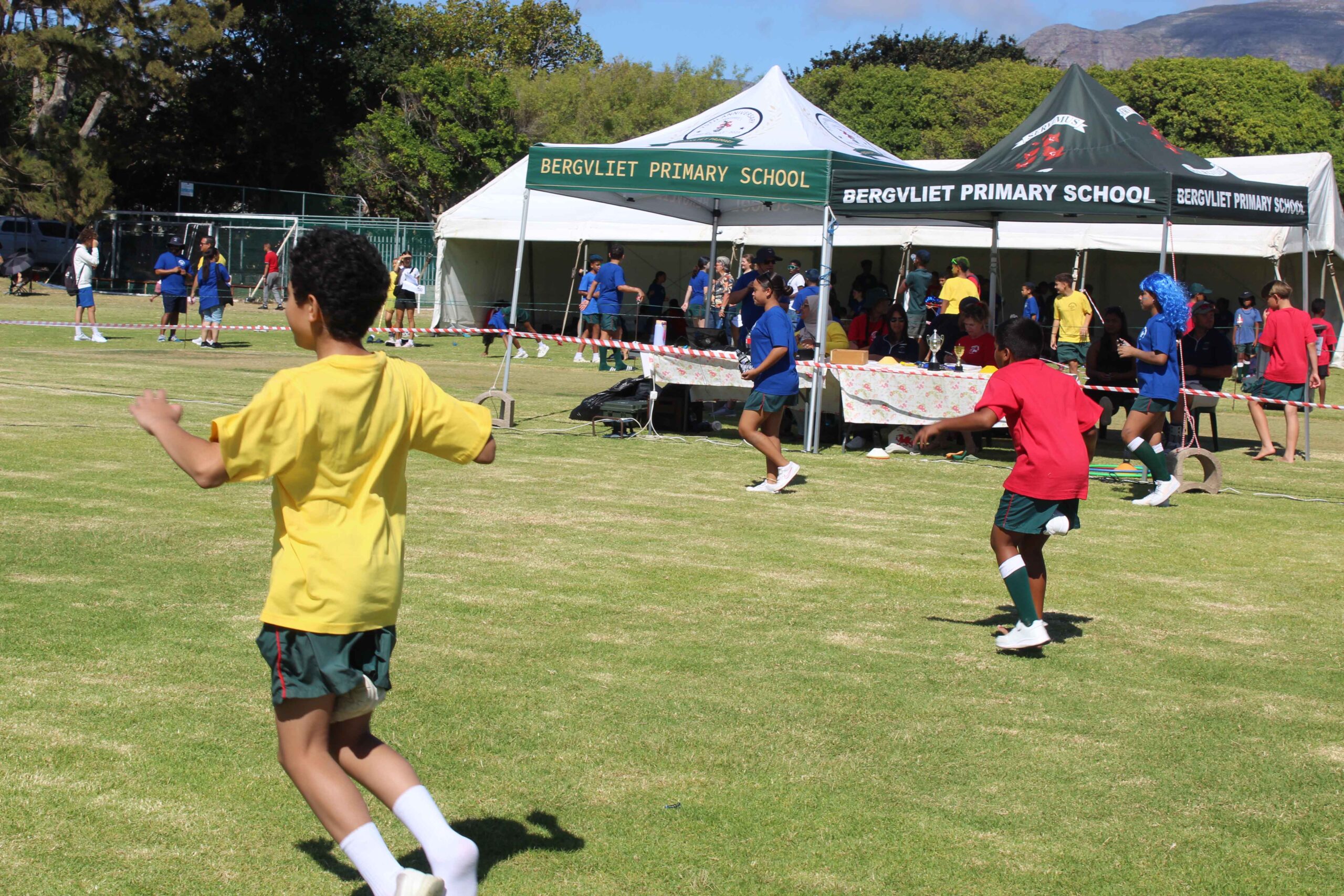 Grade 3-7 Sports Day (321)