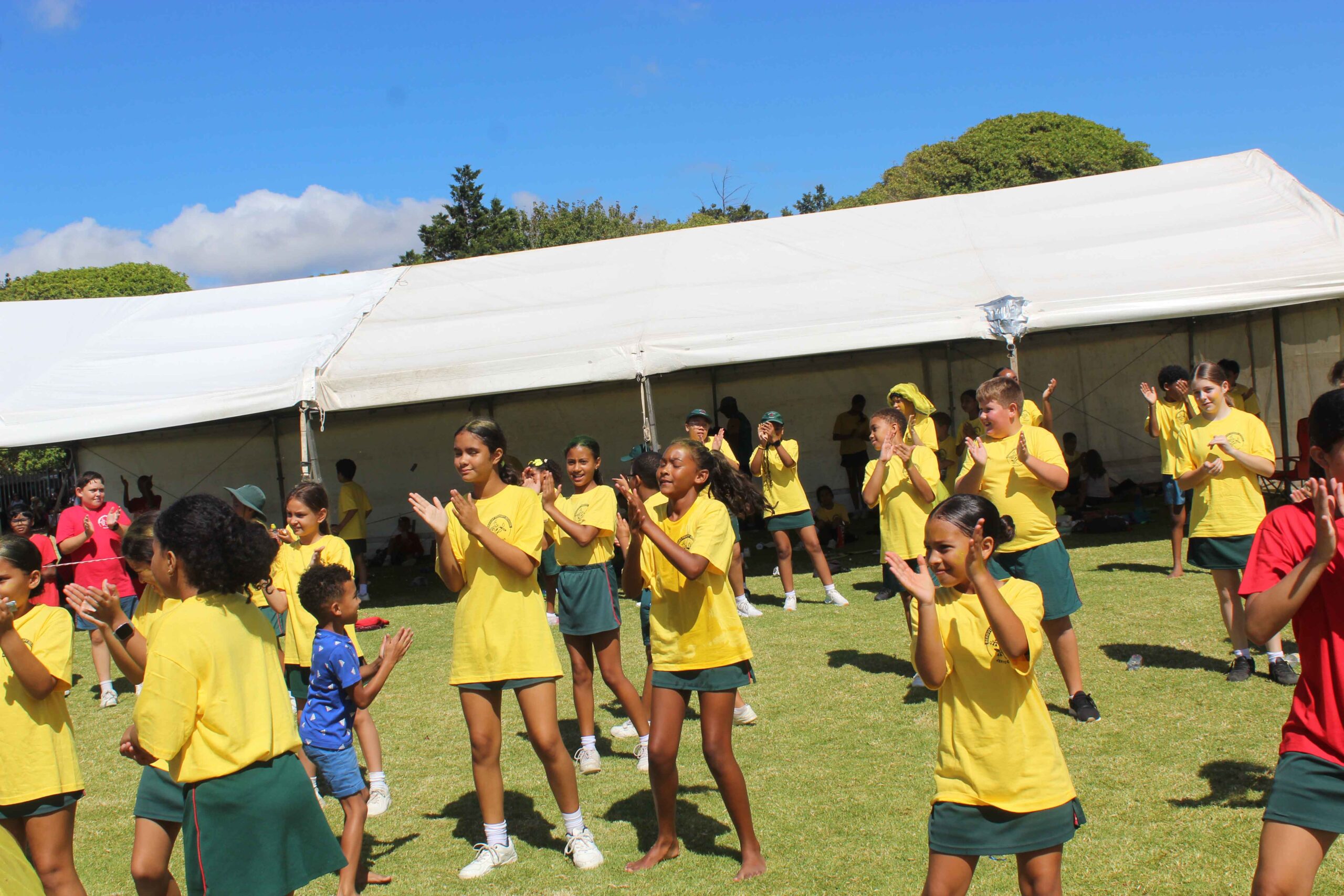 Grade 3-7 Sports Day (351)