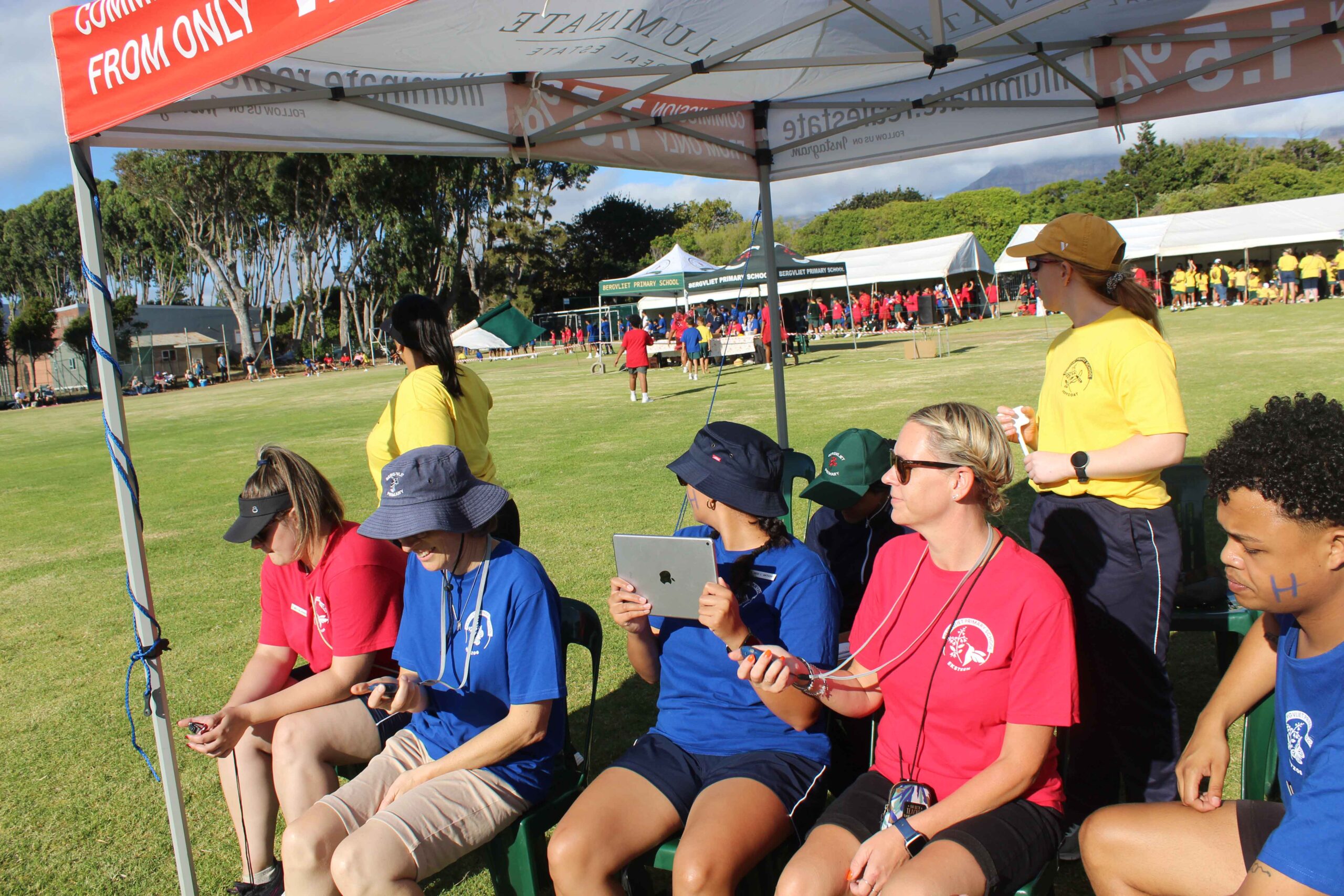 Grade 3-7 Sports Day (40)