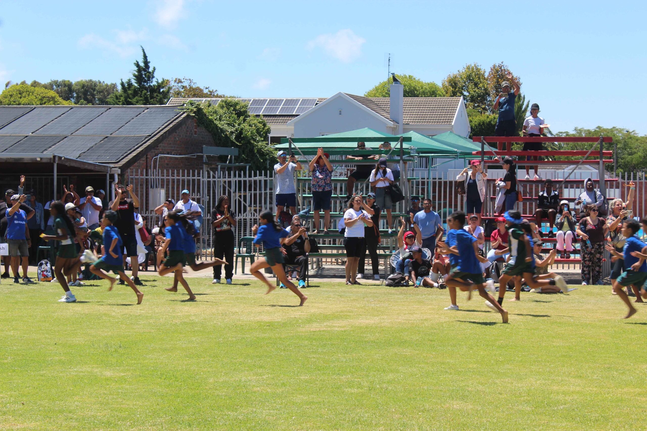 Grade 3-7 Sports Day (418)