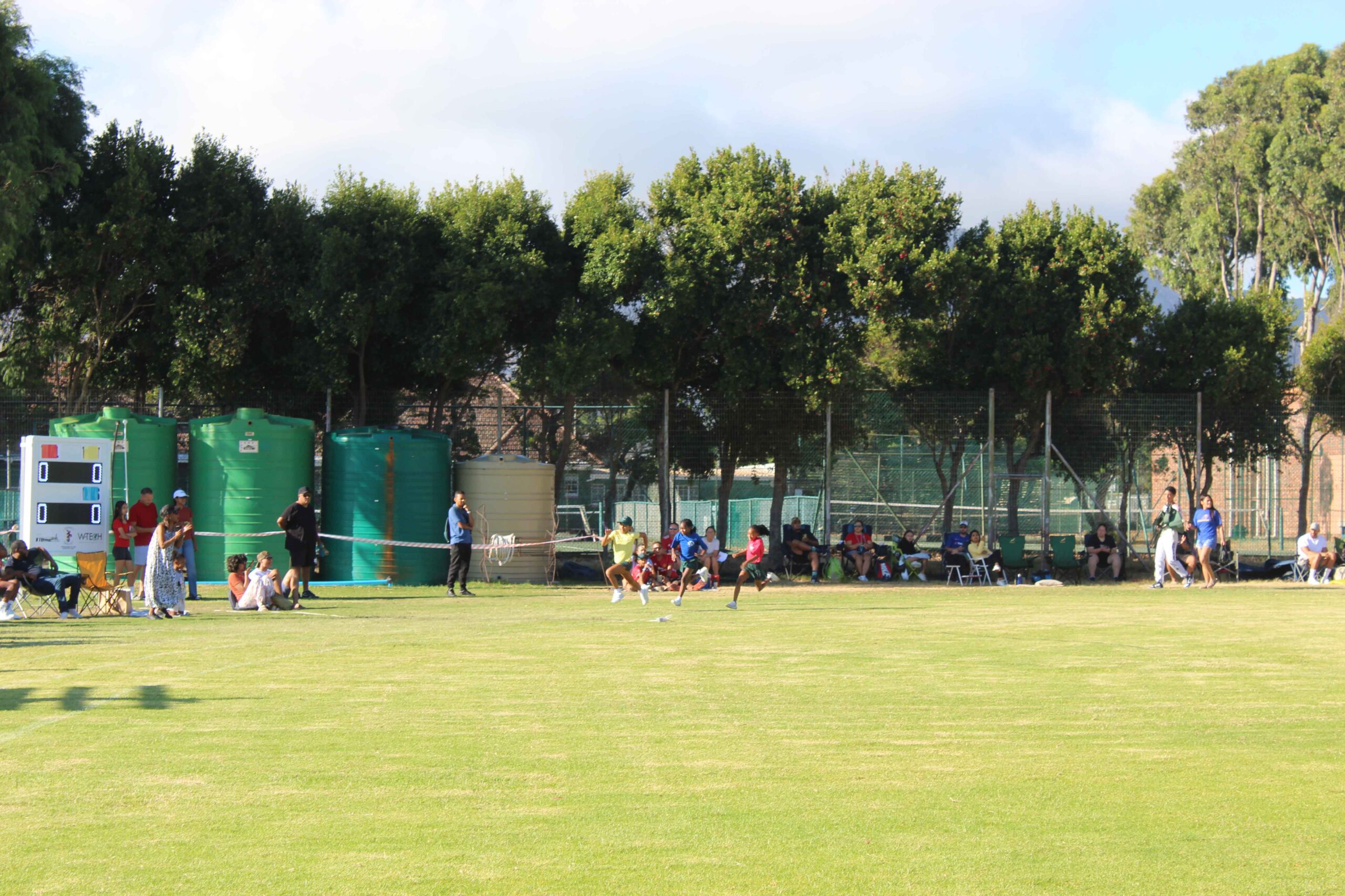 Grade 3-7 Sports Day (9)